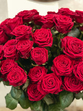 Load image into Gallery viewer, 100 Rose Rosse
